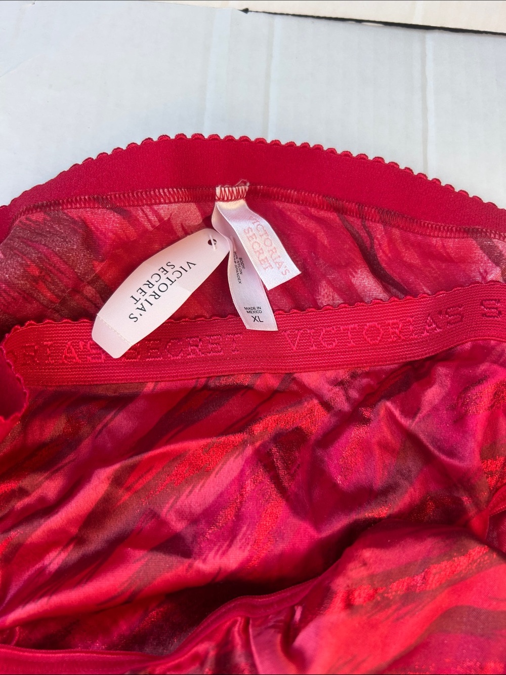 VTG Victoria's Secret satin panties Metallic Red XL - Picture 3 of 3
